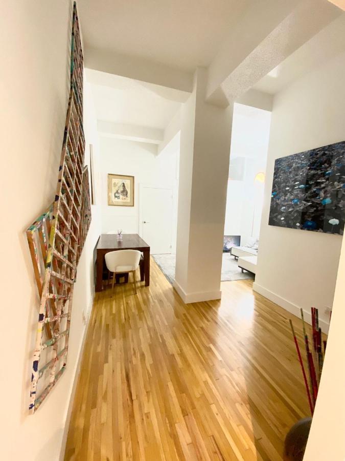 Luxury Apartments Next To Times Square Нью-Йорк Екстер'єр фото