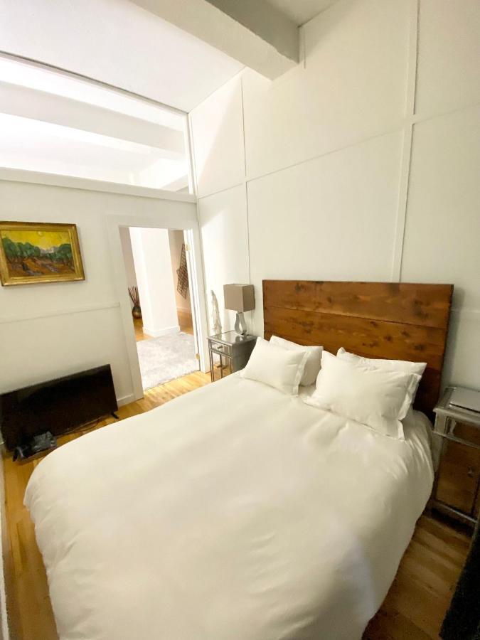 Luxury Apartments Next To Times Square Нью-Йорк Екстер'єр фото