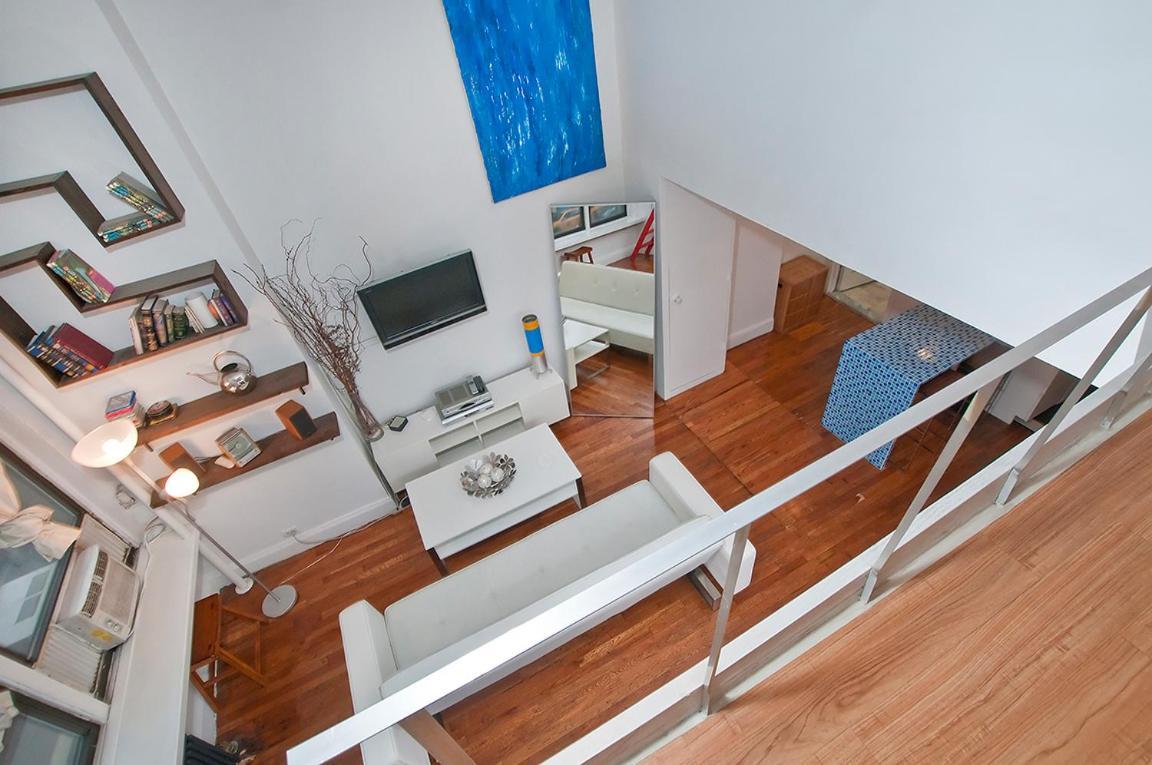 Luxury Apartments Next To Times Square Нью-Йорк Екстер'єр фото
