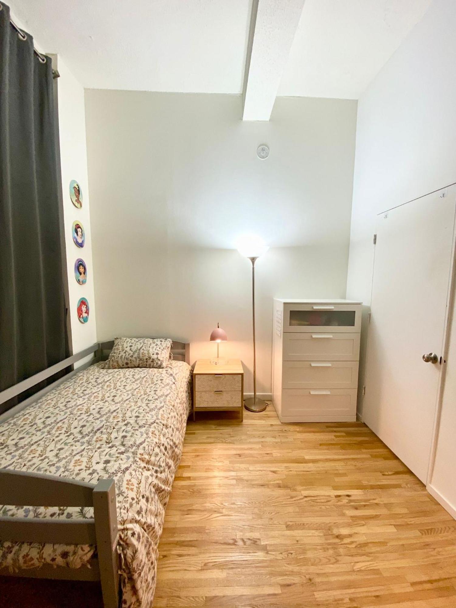 Luxury Apartments Next To Times Square Нью-Йорк Екстер'єр фото
