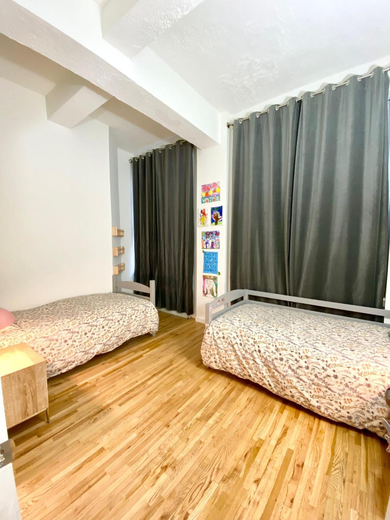 Luxury Apartments Next To Times Square Нью-Йорк Екстер'єр фото